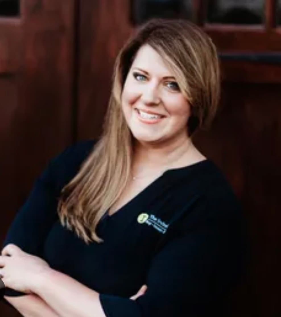Stephanie Irvine, sales agent
